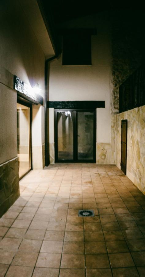 El Aprisco, Con Piscina Climatizada En Hueva-Guadalajara Villa Eksteriør bilde
